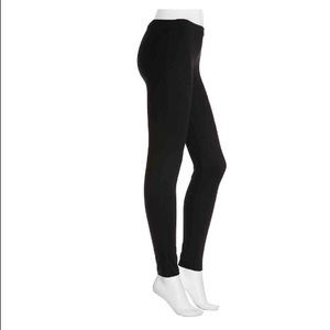 HUE basic cotton leggings women
95% Cotton